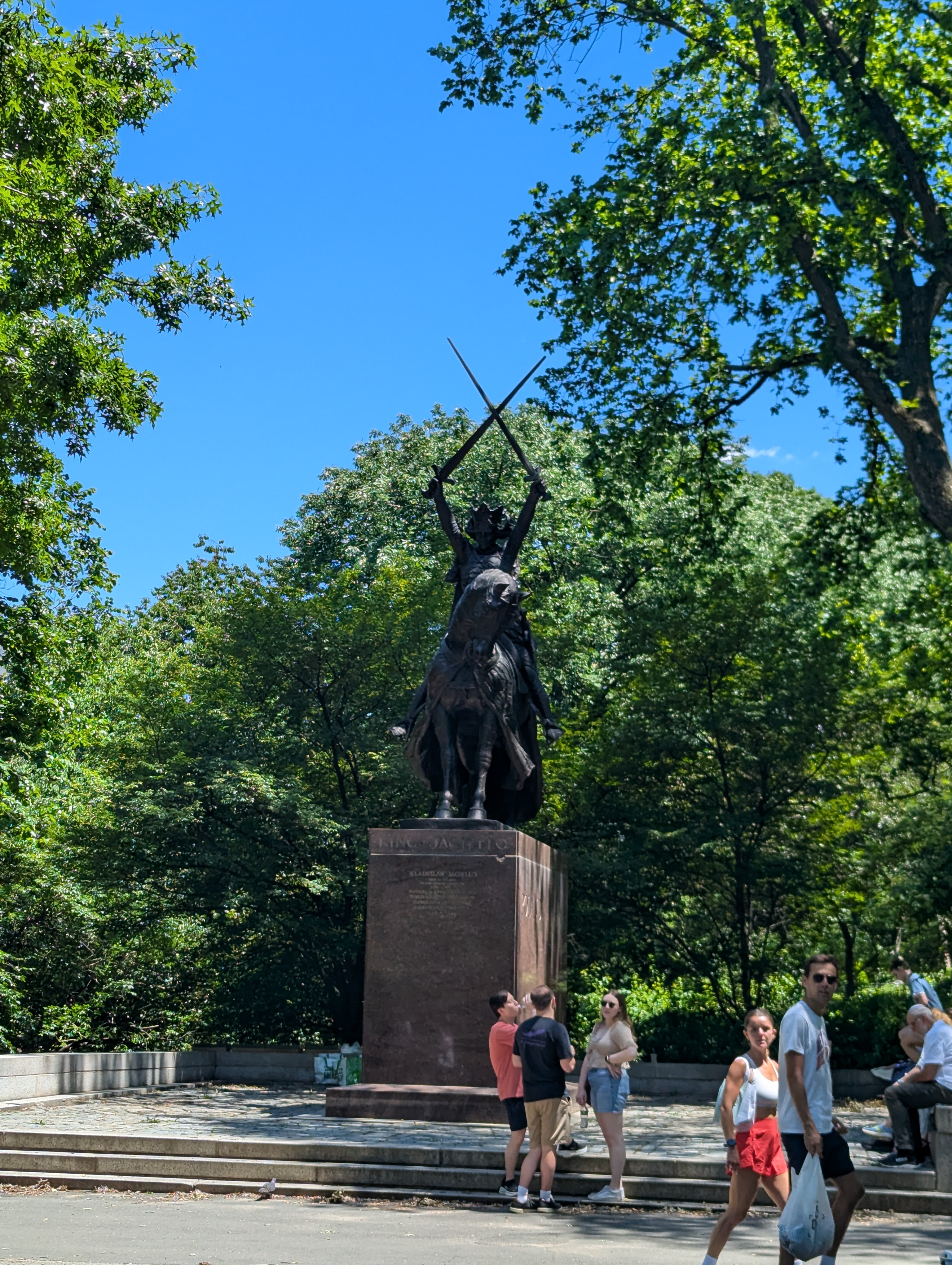 A really cool statue of an old Polish king.